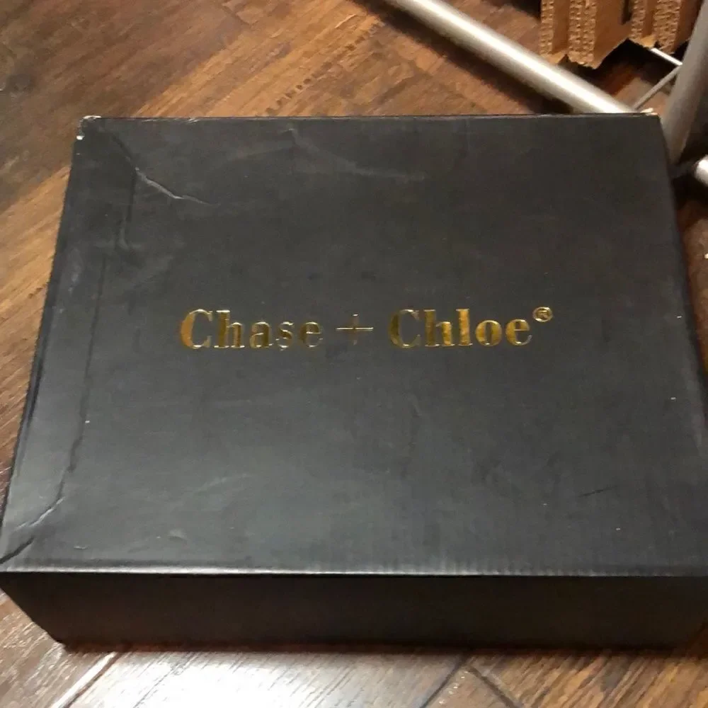 NWT Vintage Chase +Chloe Pink Velvet Cairo strap Heels . Gorgeous!5” block heel